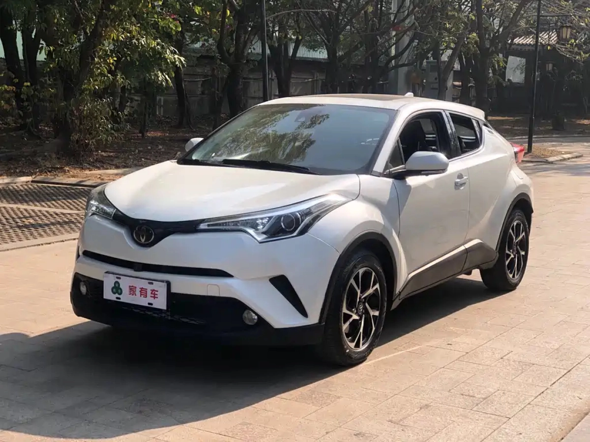 TOYOTA C-HR  2020