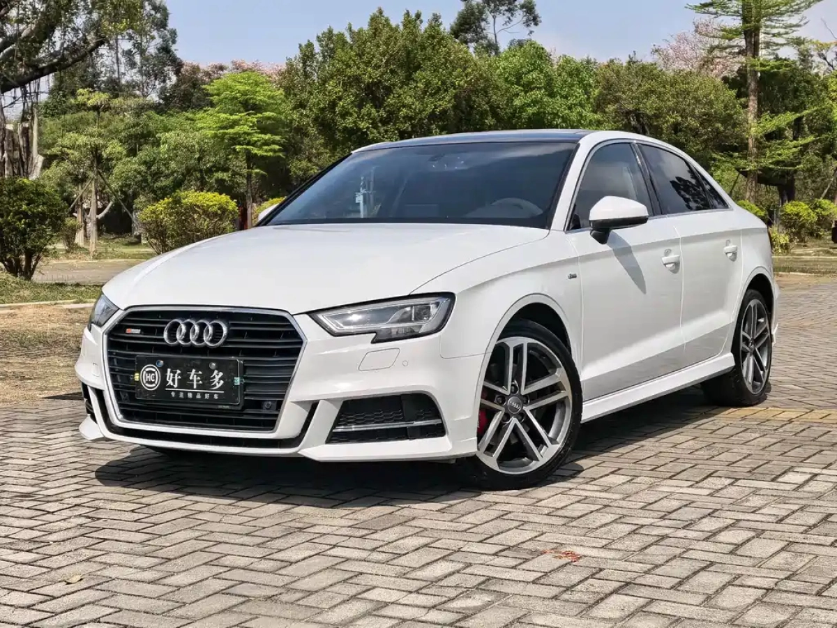 AUDI A3  2019