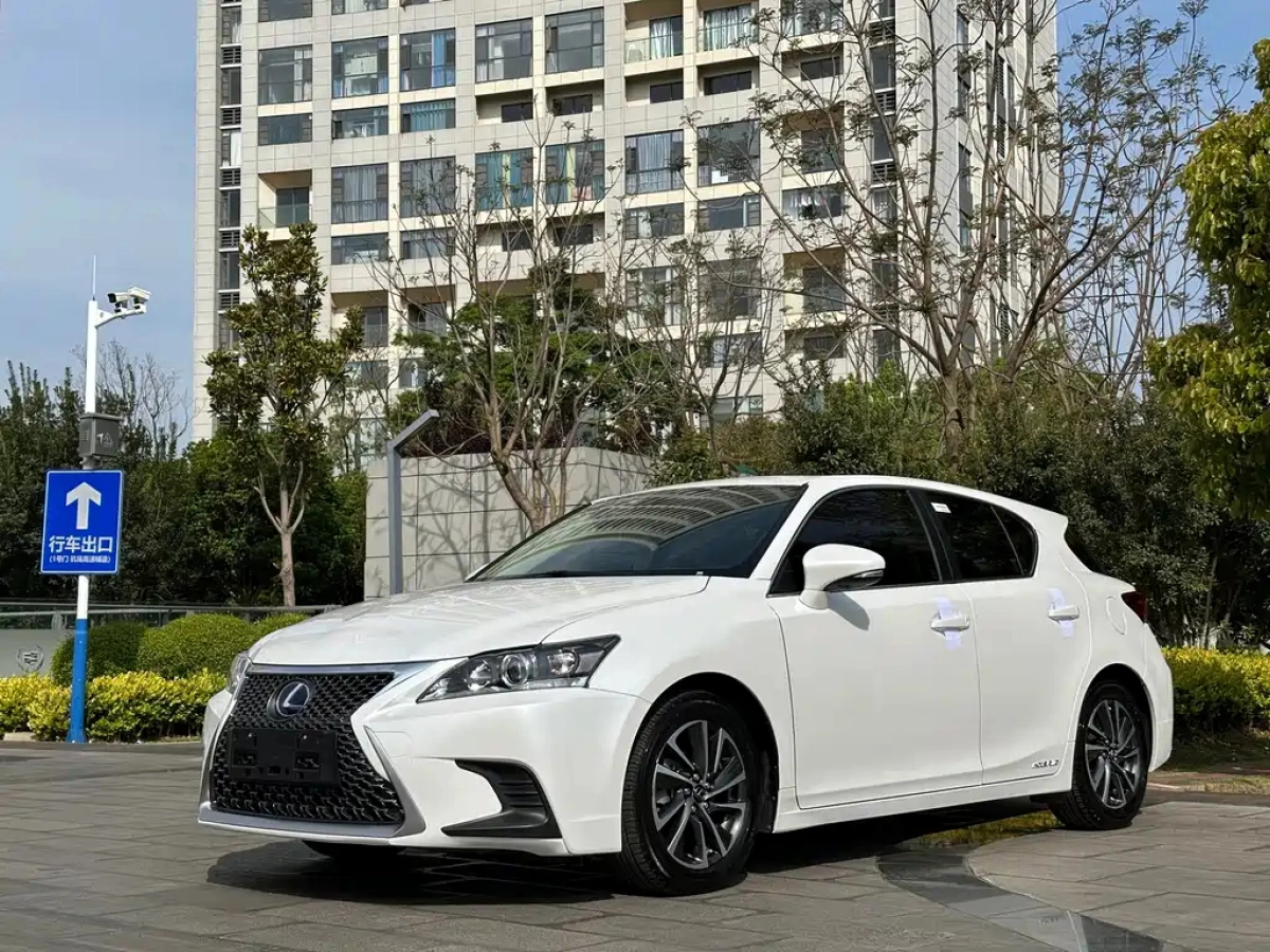LEXUS CT