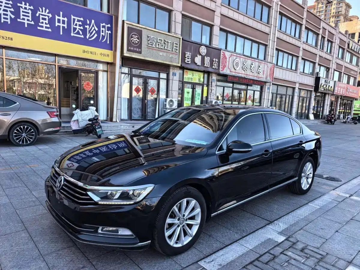 VOLKSWAGEN MAGOTAN  2019