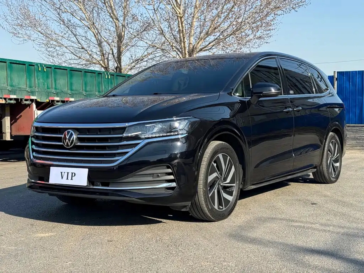 VOLKSWAGEN VILORAN  2022