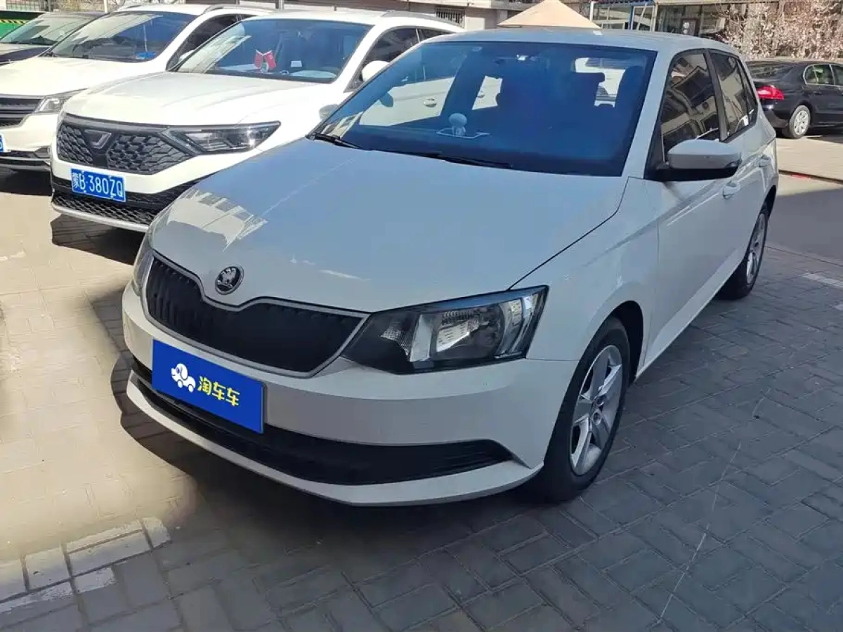 SKODA FABIA  2019