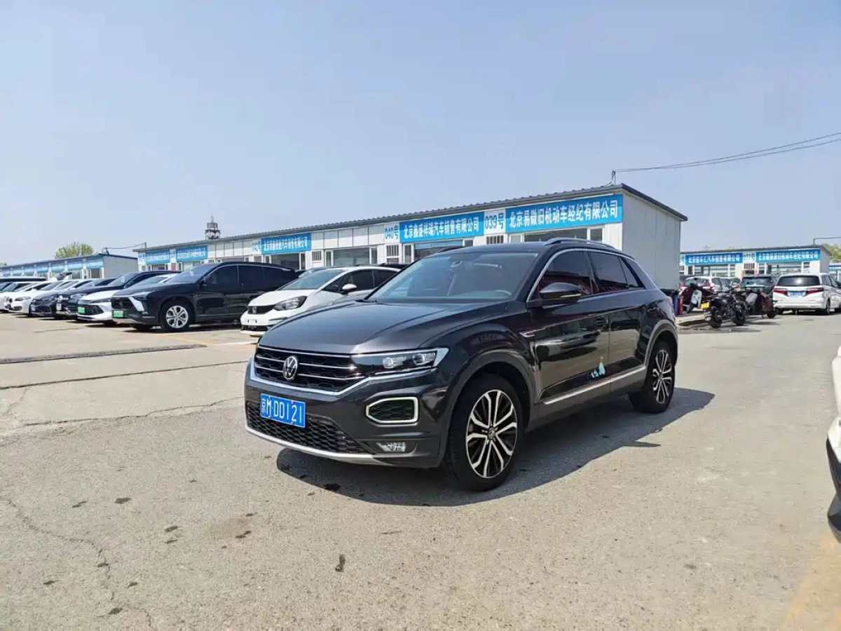 VOLKSWAGEN T-ROC  2021