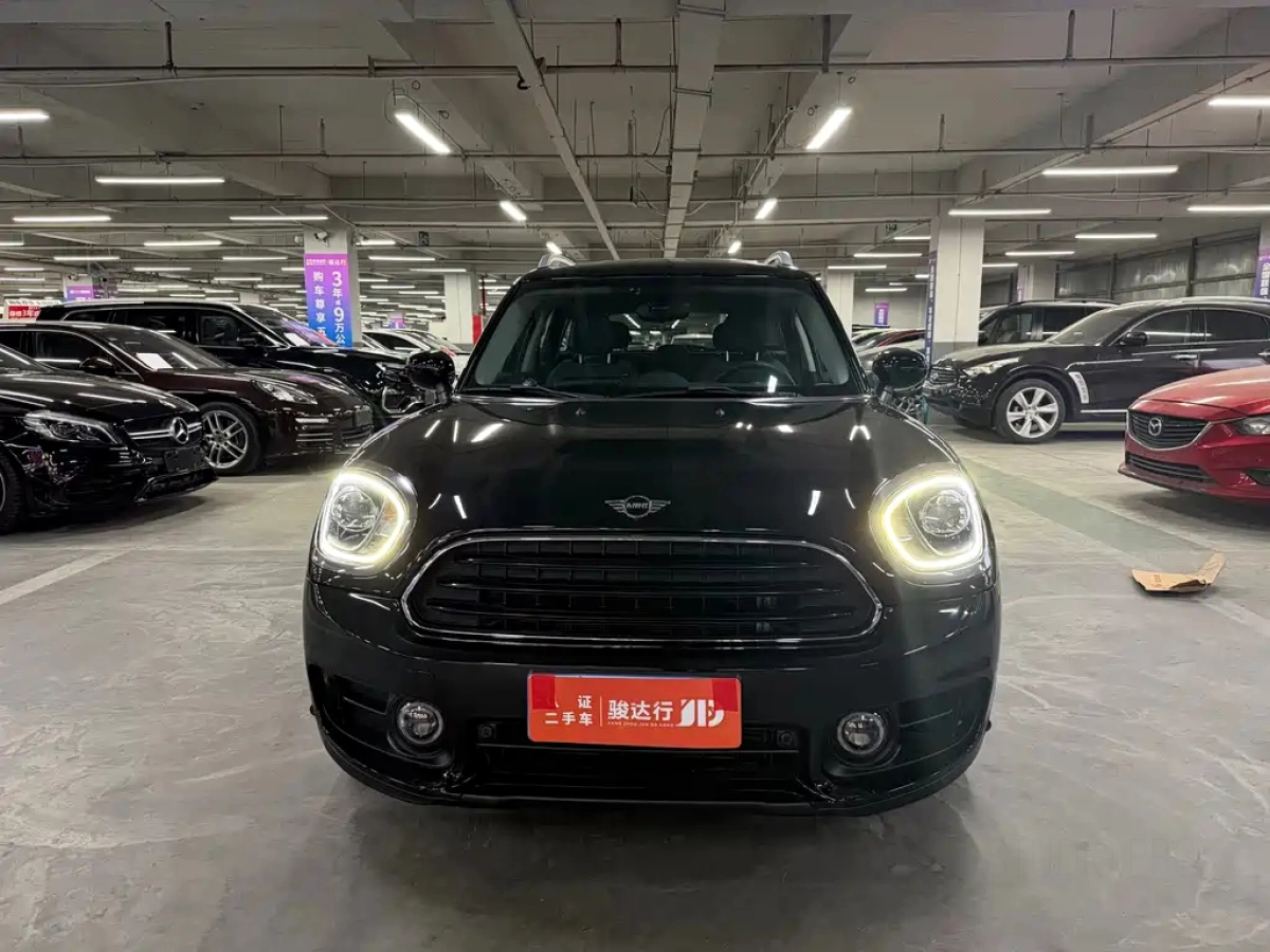 MINI COUNTRYMAN