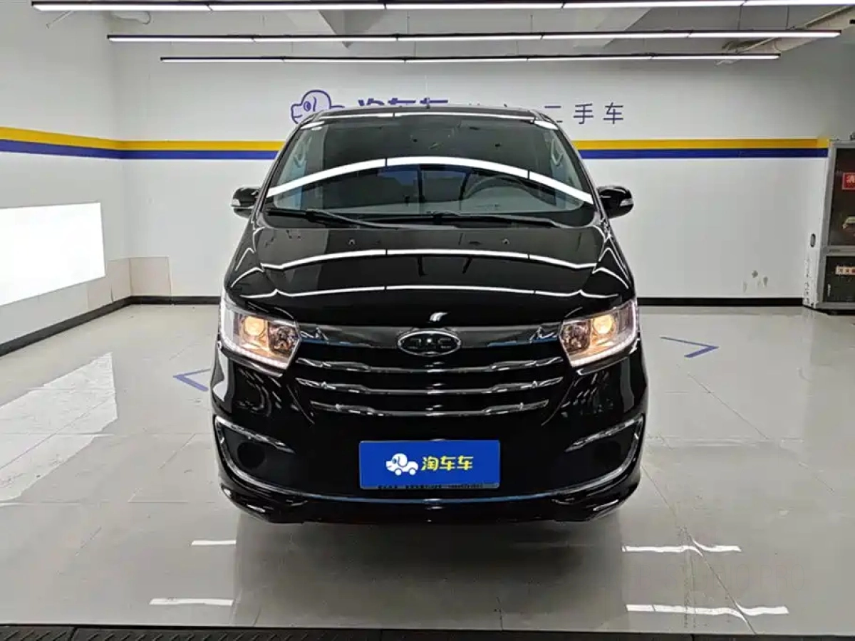 JAC REFINE REFINE M3