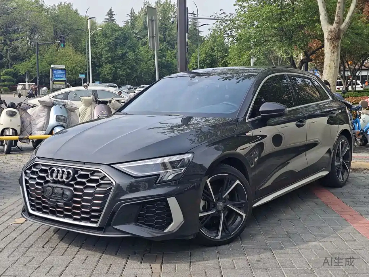 AUDI A3  2022