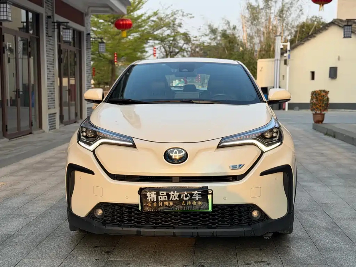 TOYOTA C-HR EV