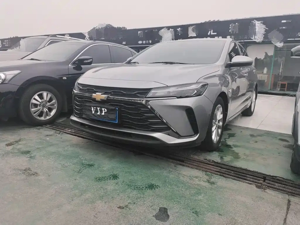 CHEVROLET CRUZE  2023