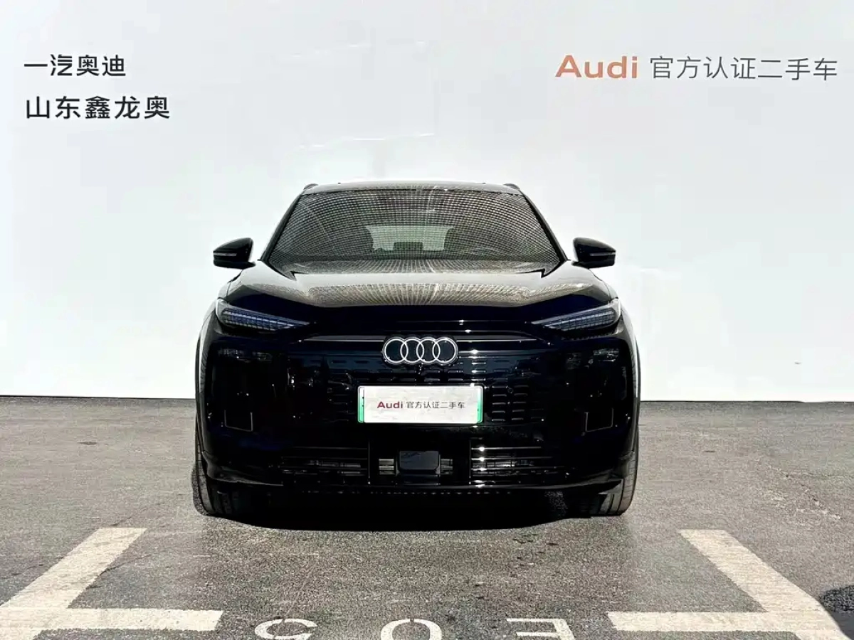 AUDI Q6L E-TRON