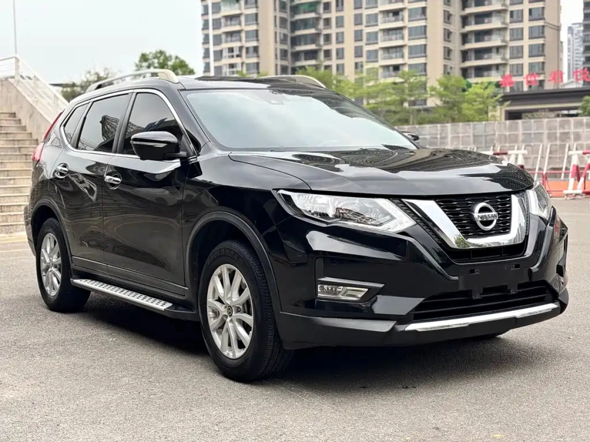 NISSAN X-TRAIL