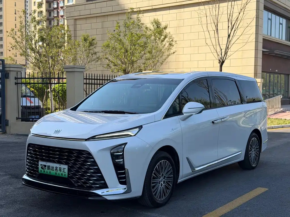 BUICK GL8 NEW ENERGY  2025