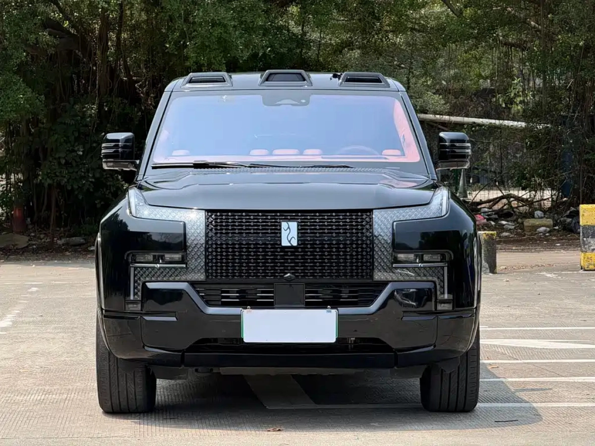 BYD YANGWANG U8  2023