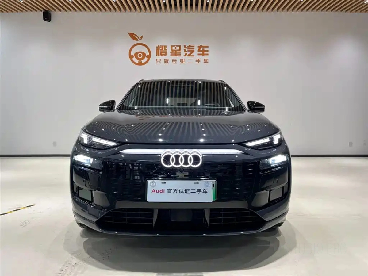 AUDI Q6L E-TRON