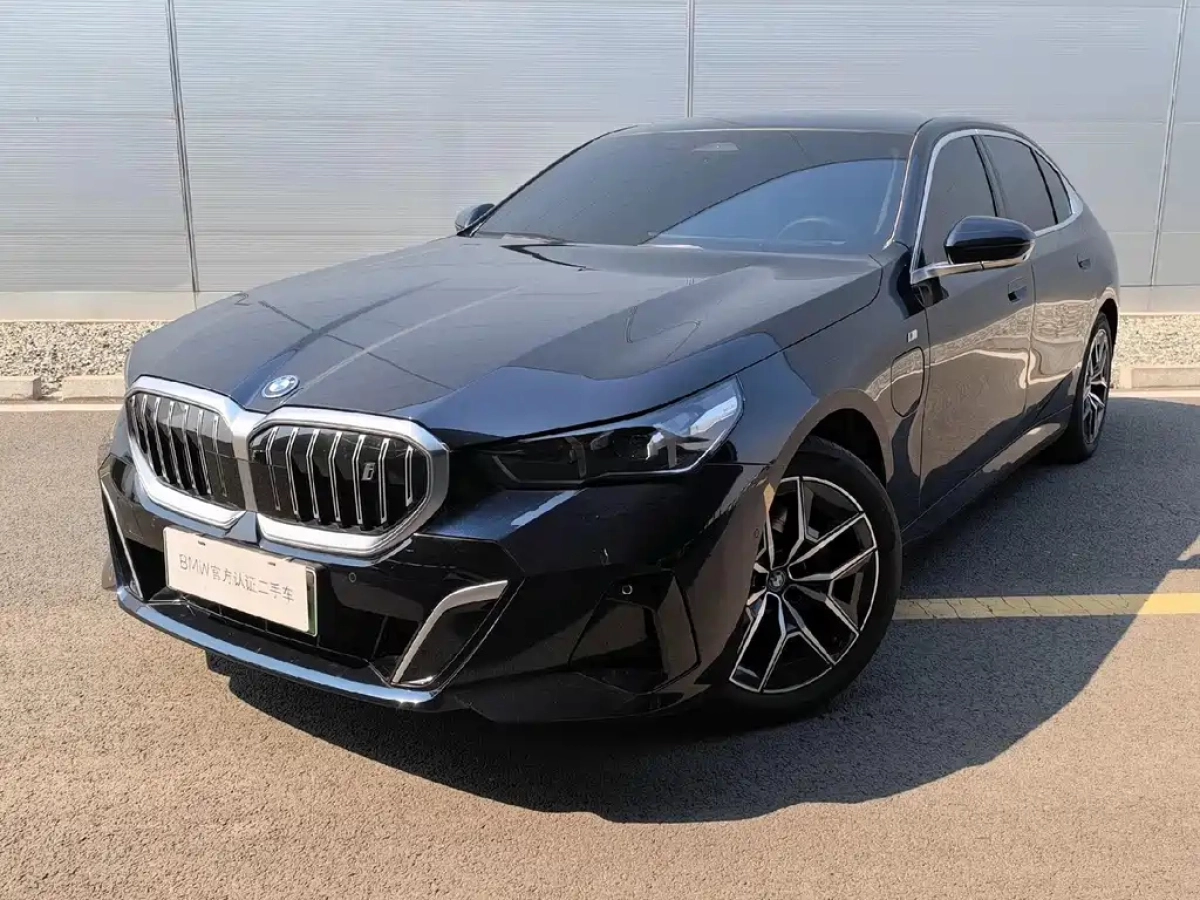 BMW I5  2025