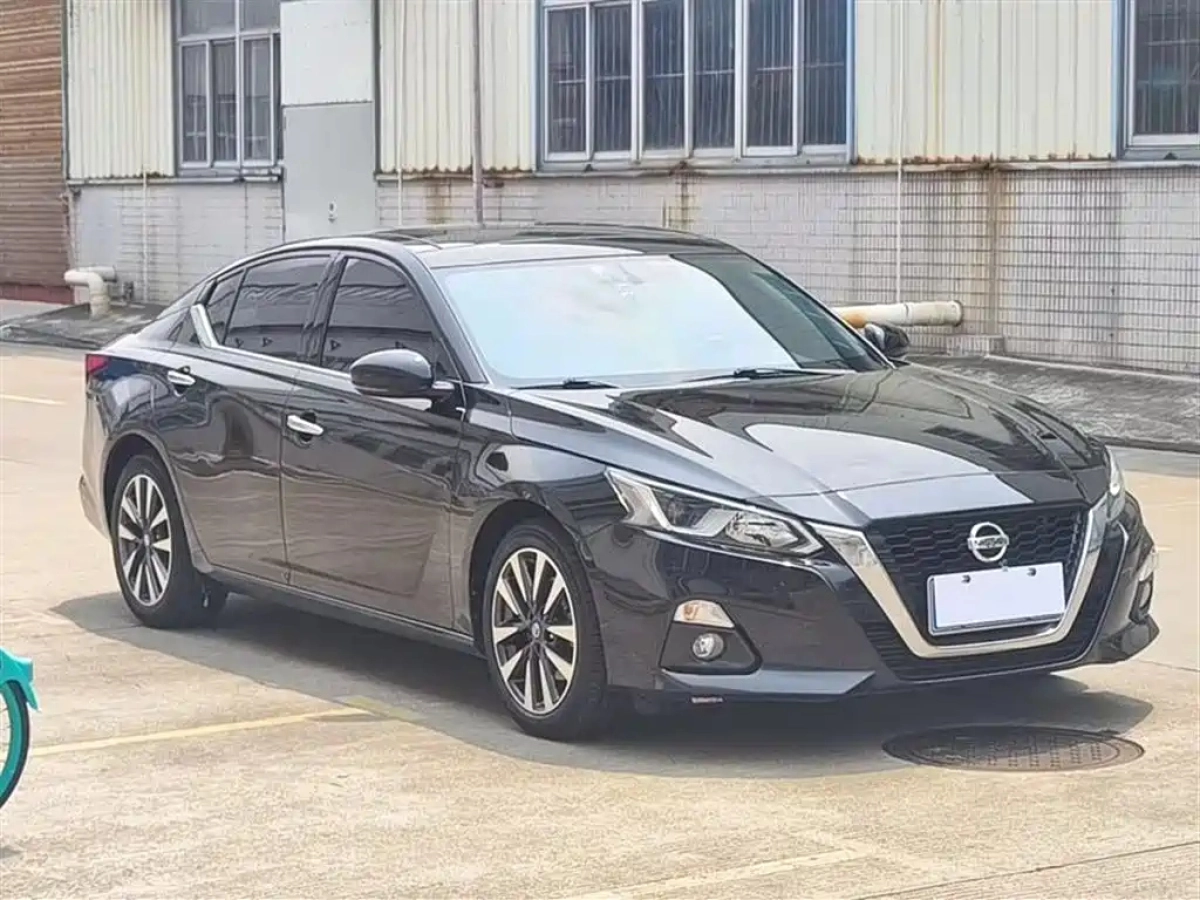 NISSAN TEANA  2020