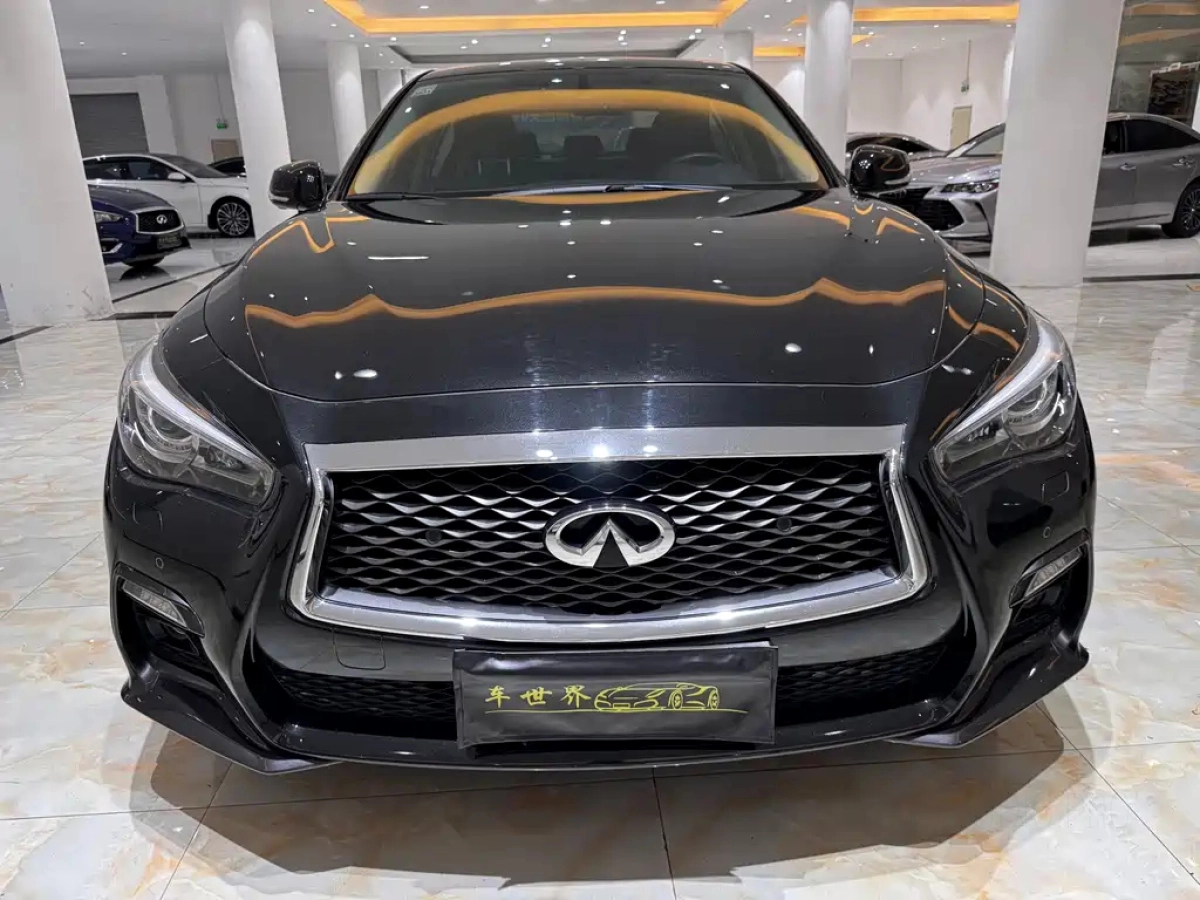 INFINITI Q50L