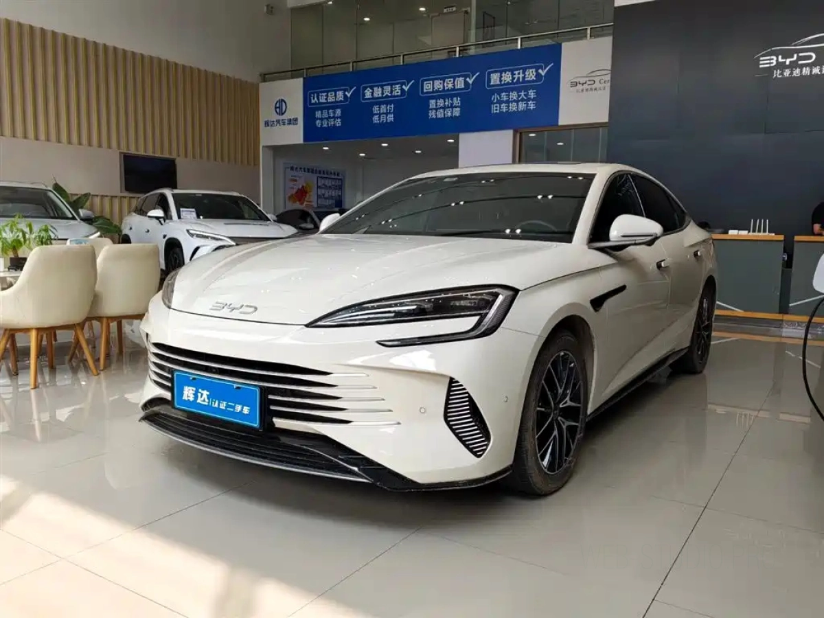 BYD SEAL 07 DM-I  2025