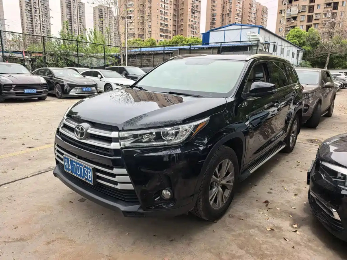 TOYOTA HIGHLANDER  2020