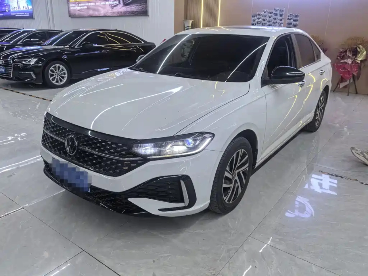 VOLKSWAGEN LAVIDA  2023