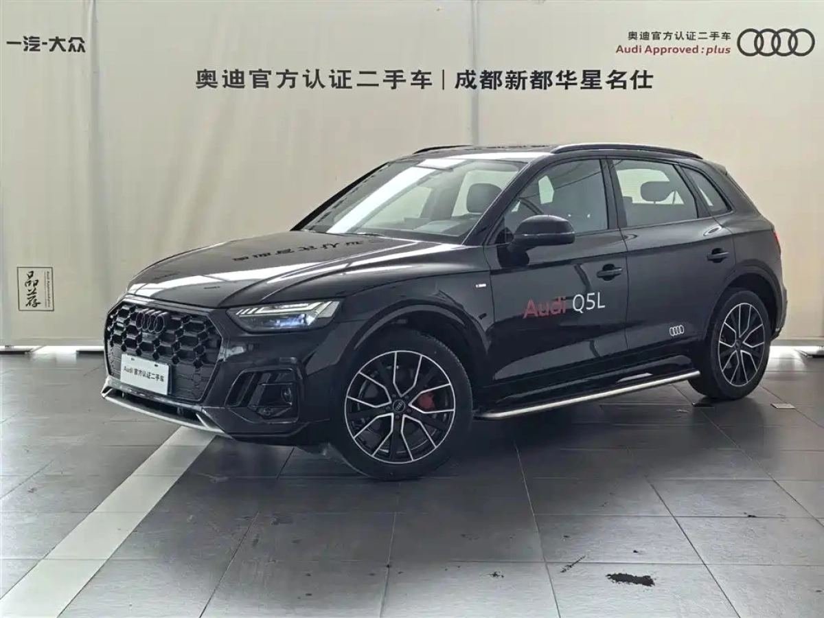 AUDI Q5L  2025