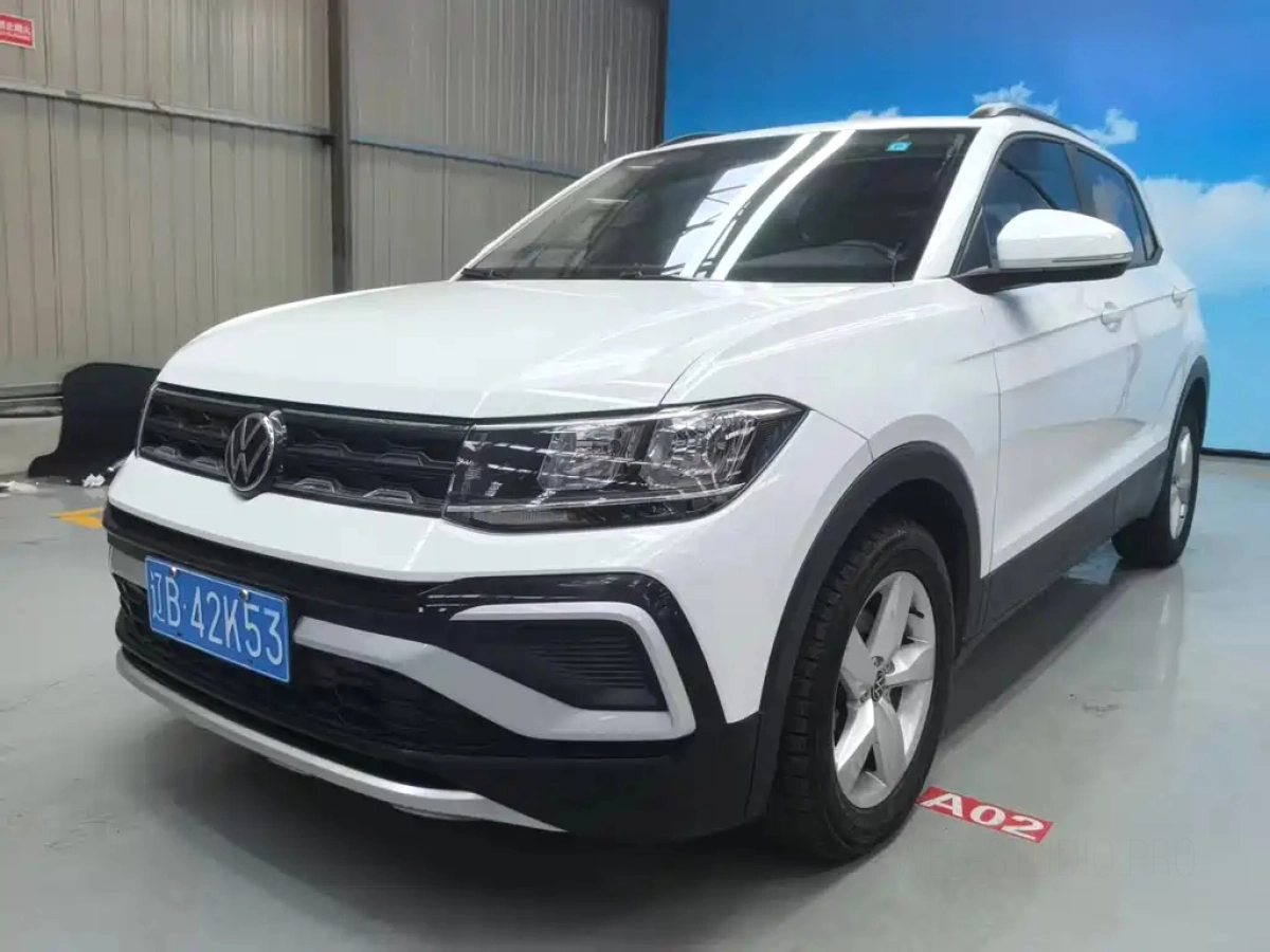 VOLKSWAGEN T-CROSS  2023