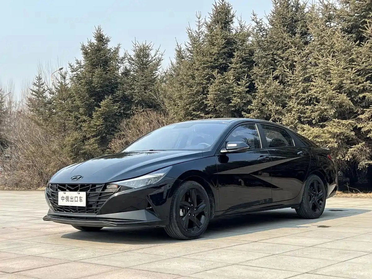 HYUNDAI ELANTRA  2022