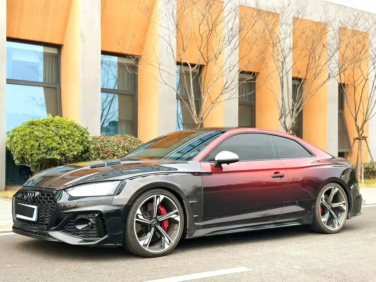 AUDI RS 5  2021