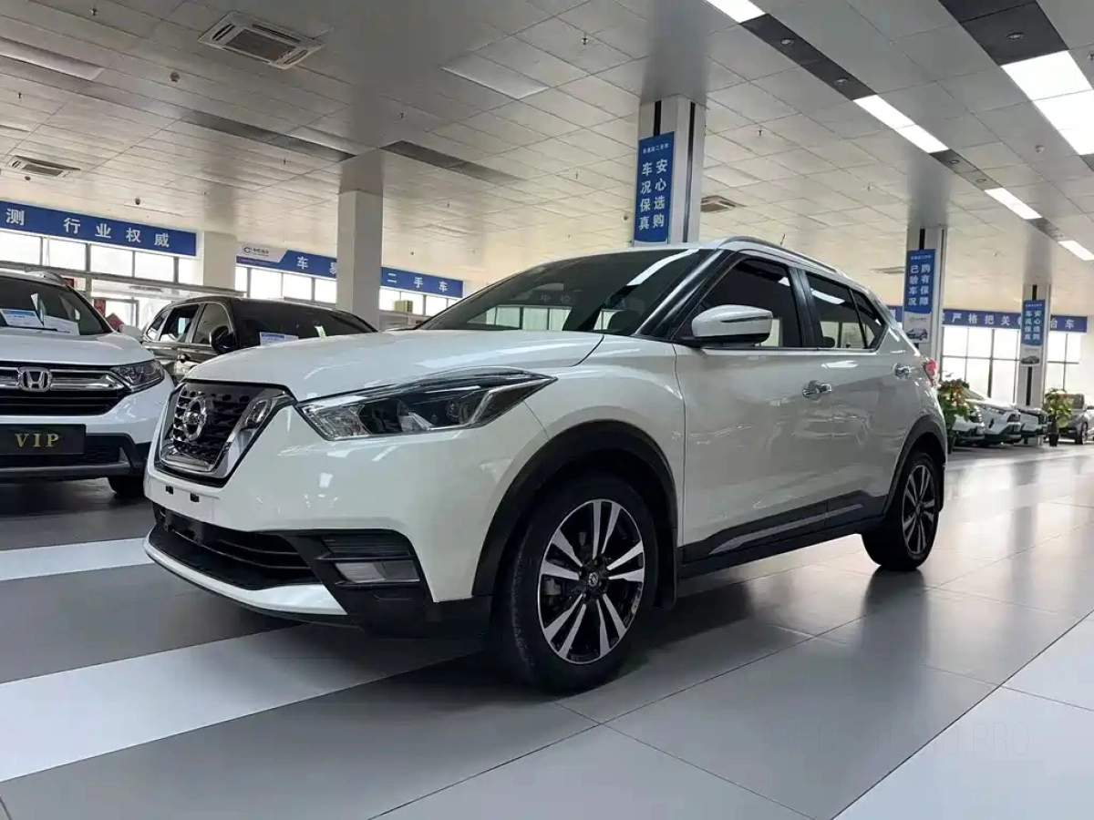NISSAN KICKS  2021
