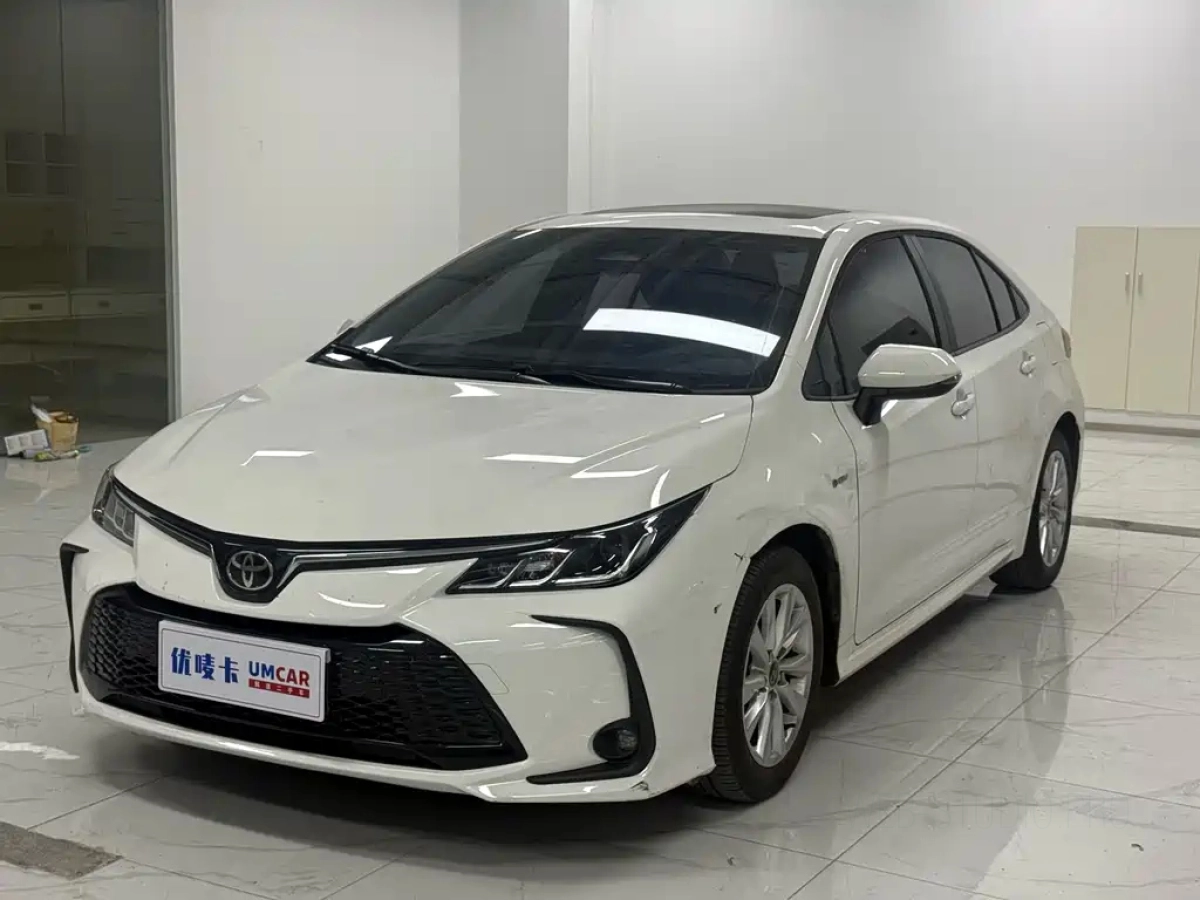 TOYOTA COROLLA  2025