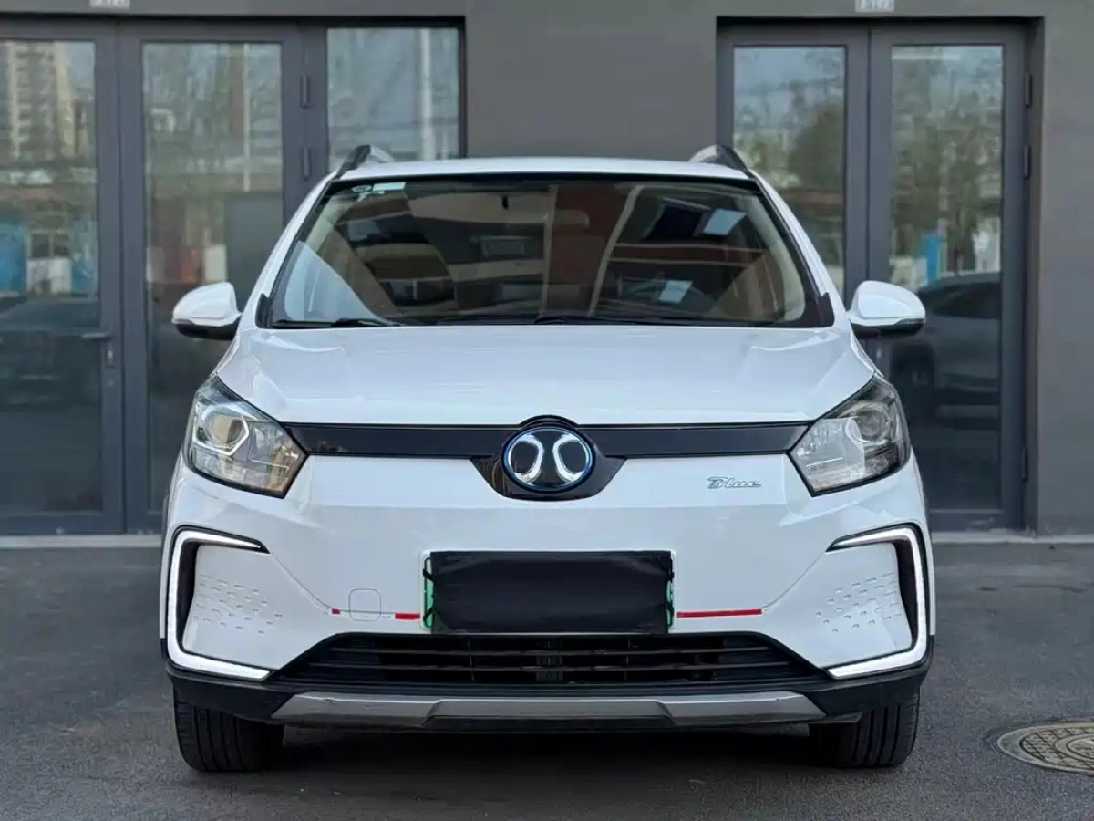 BAIC BJEV EC5  2021