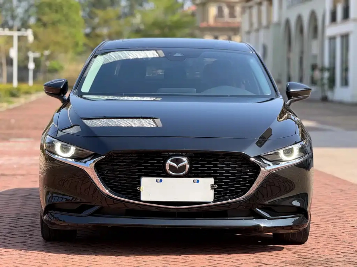 MAZDA 3 AXELA