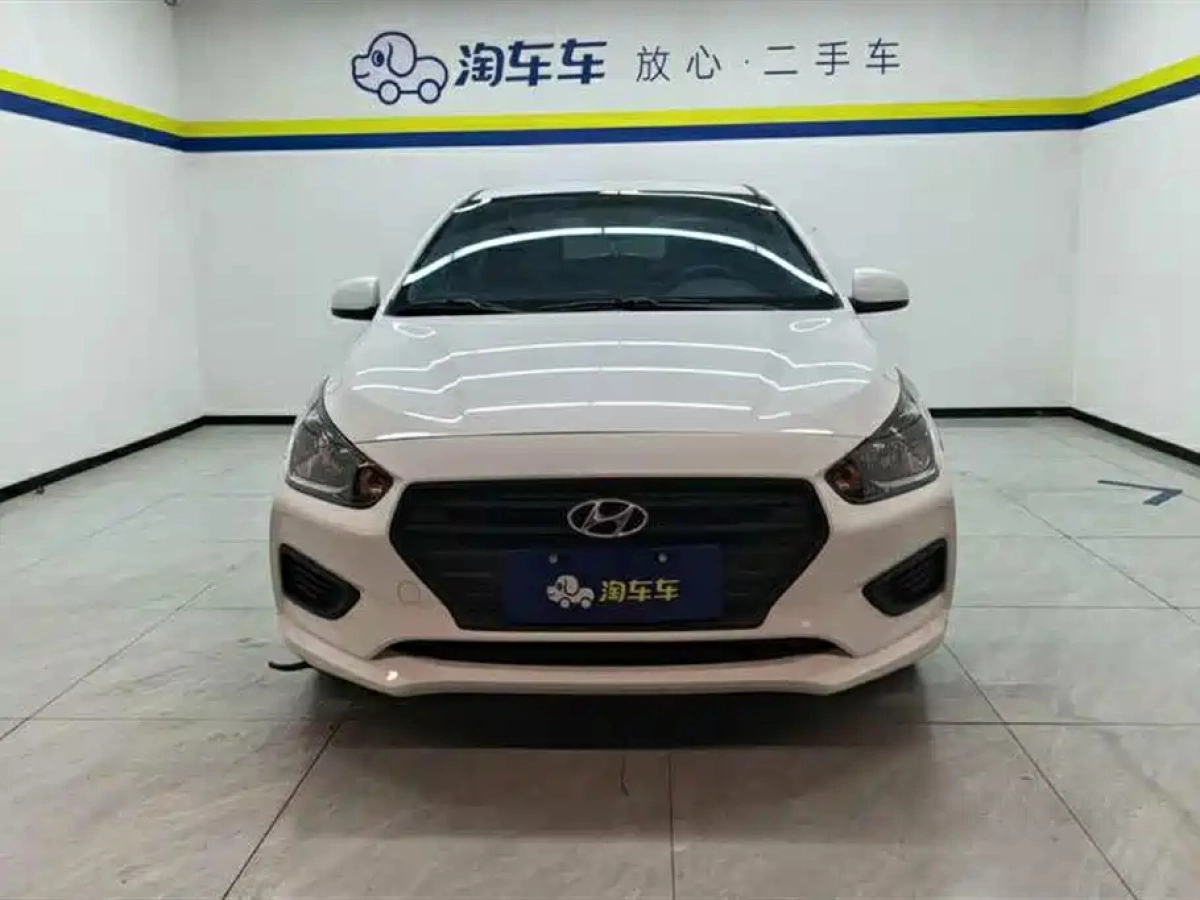 HYUNDAI VERNA