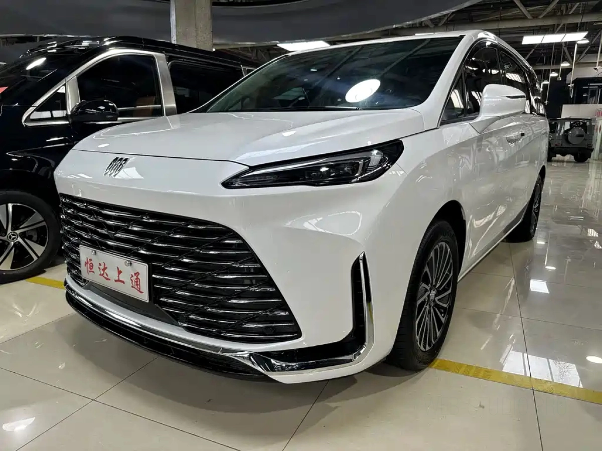 BUICK GL8 NEW ENERGY  2025