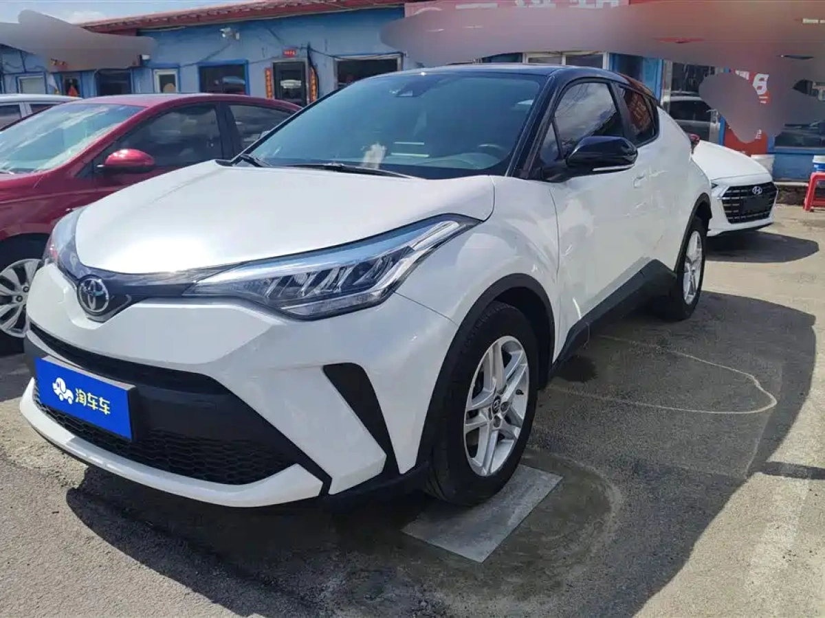 TOYOTA C-HR  2021