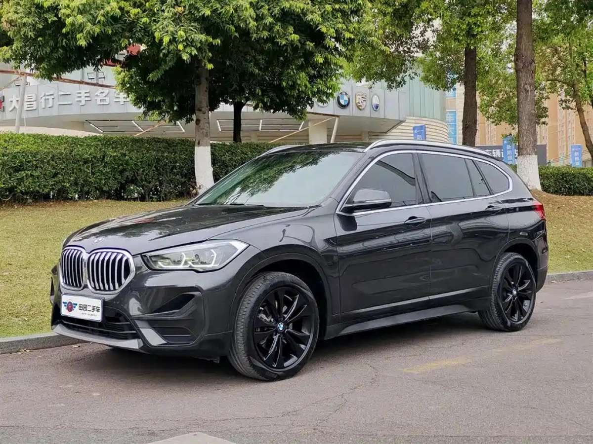 BMW X1  2021