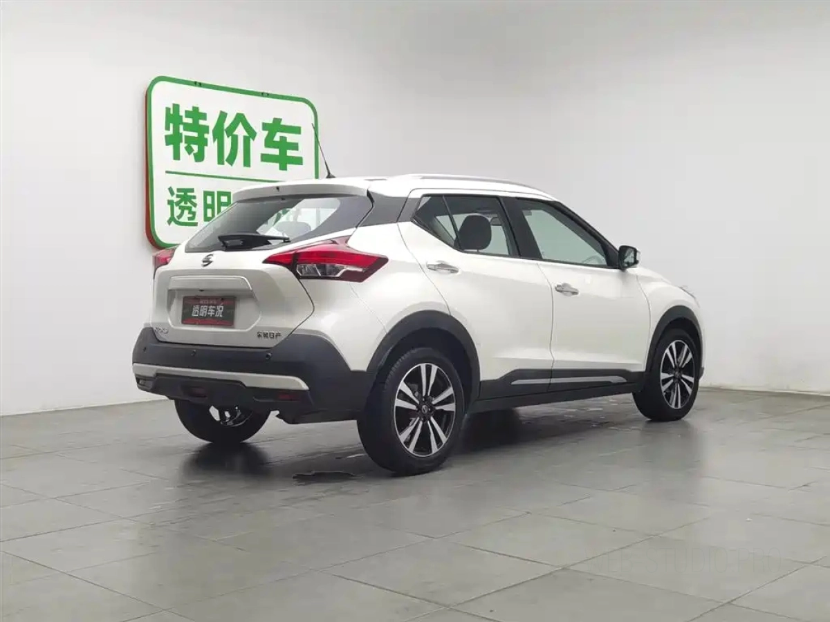 NISSAN KICKS