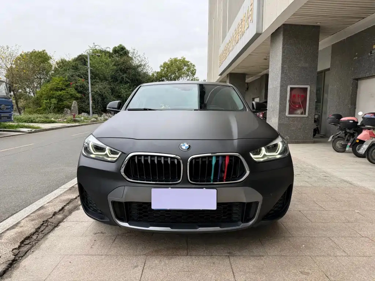 BMW X2