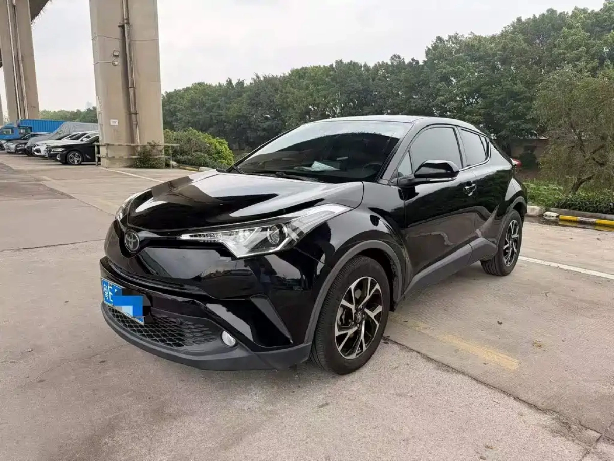 TOYOTA C-HR  2020