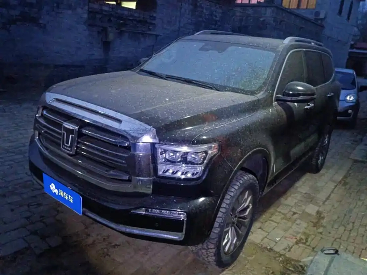 VOLKSWAGEN THARU  2025