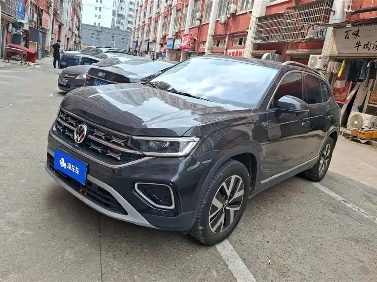 VOLKSWAGEN TAYRON  2025