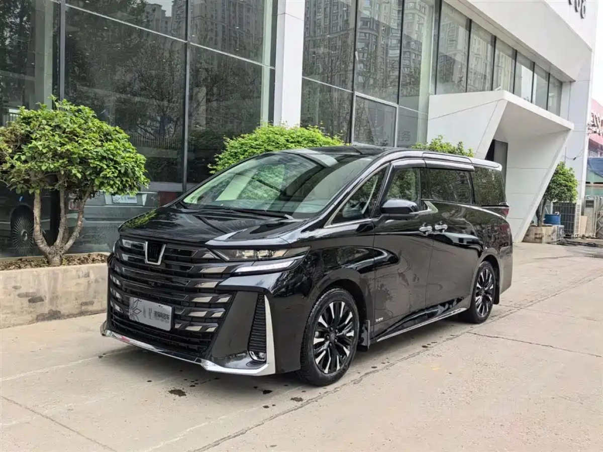 TOYOTA VELLFIRE  2024