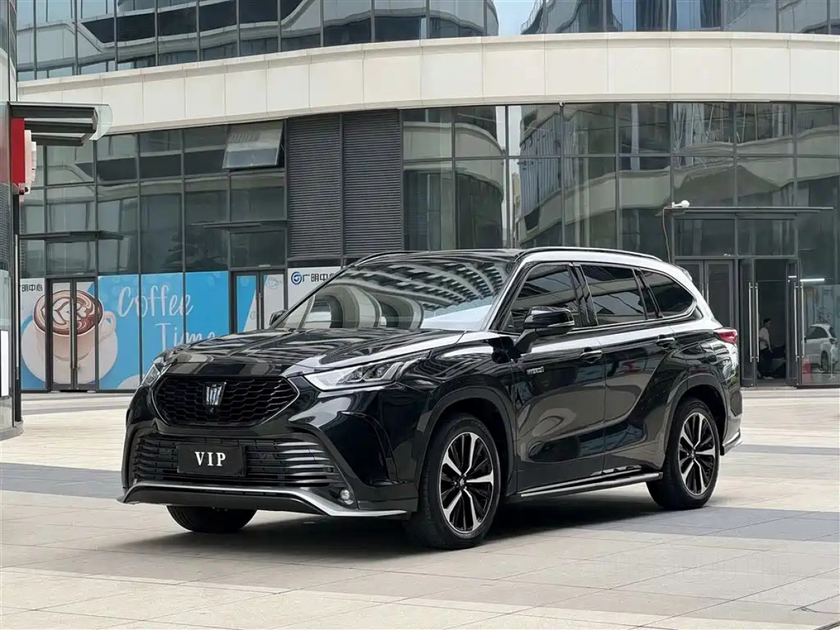 TOYOTA CROWN KLUGER  2022