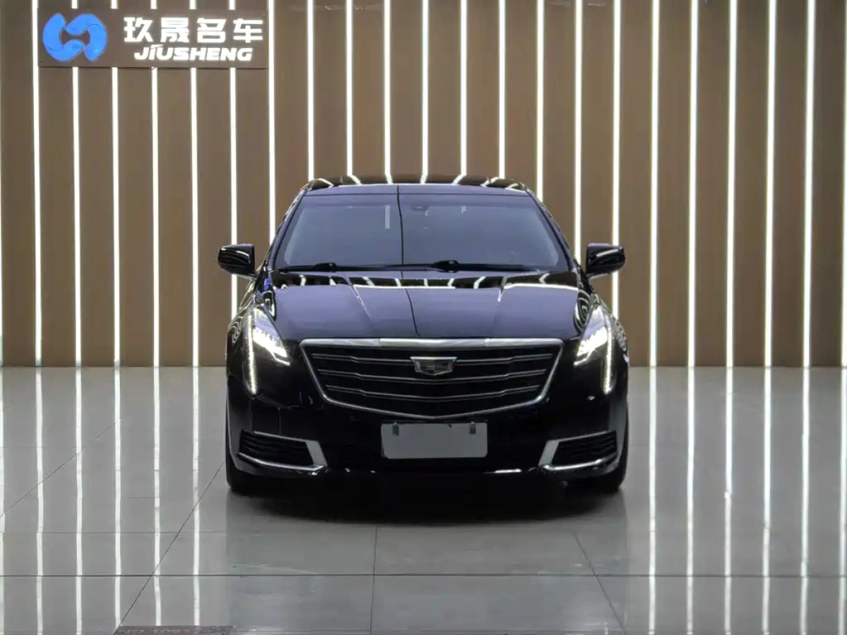 CADILLAC XTS