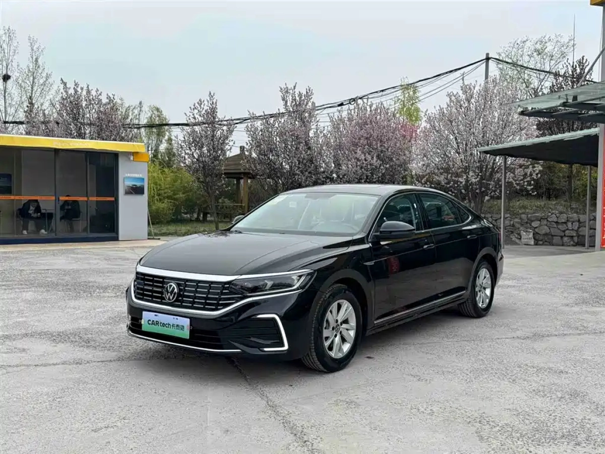 VOLKSWAGEN PASSAT NEW ENERGY  2026