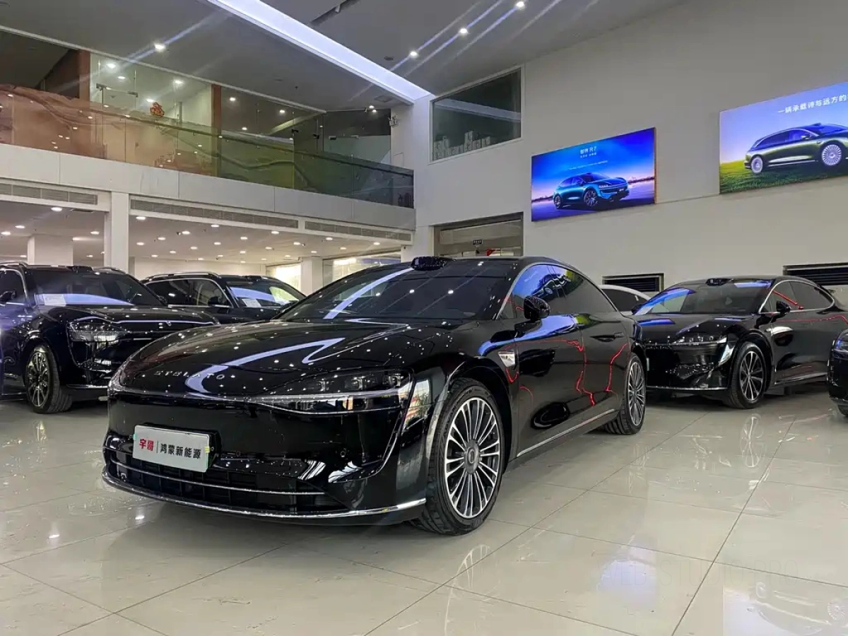 HUAWEI HIMA S9  2025