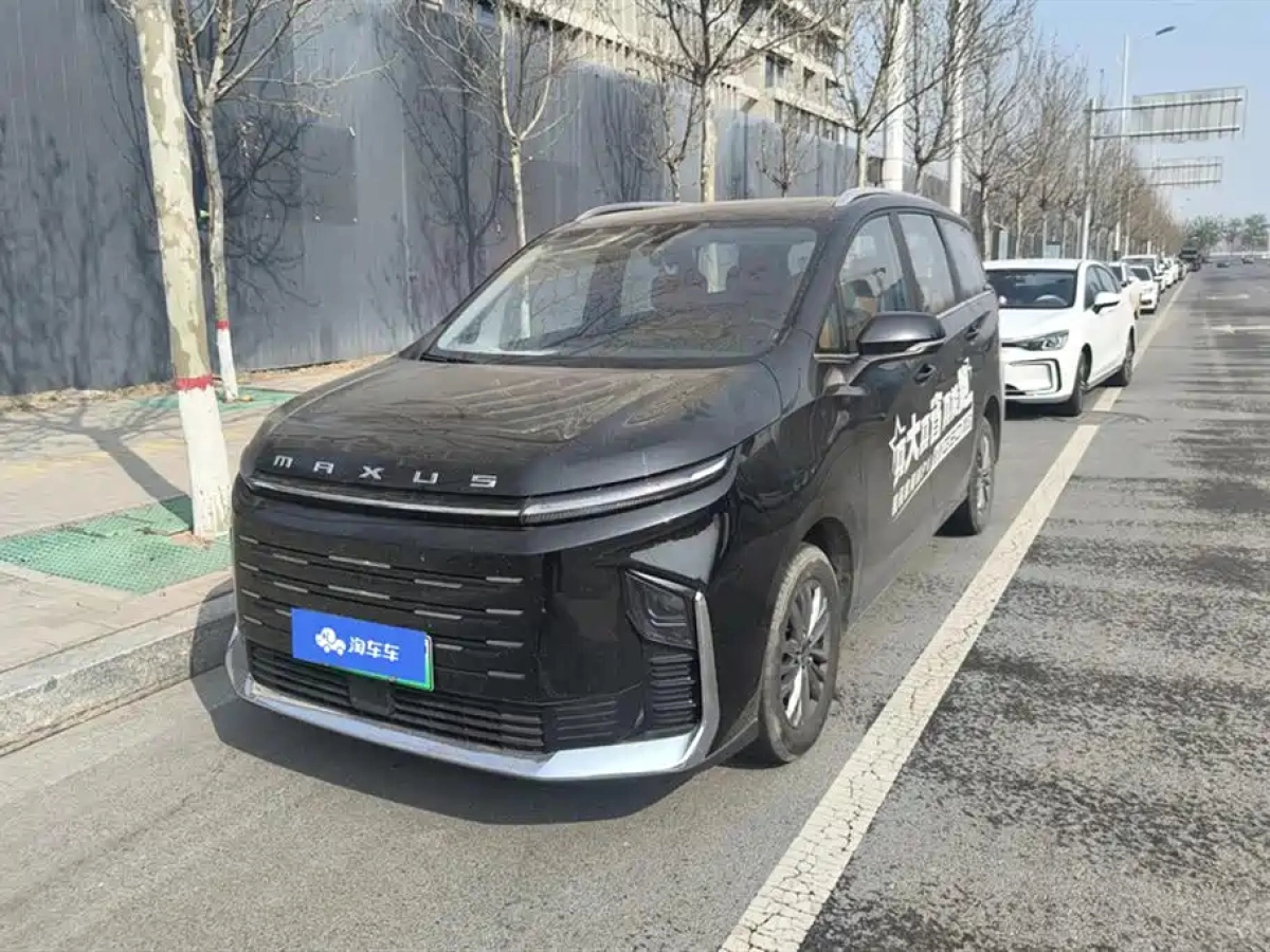 SAIC MAXUS G50 PLUG-IN HYBRID HYBRID  2025