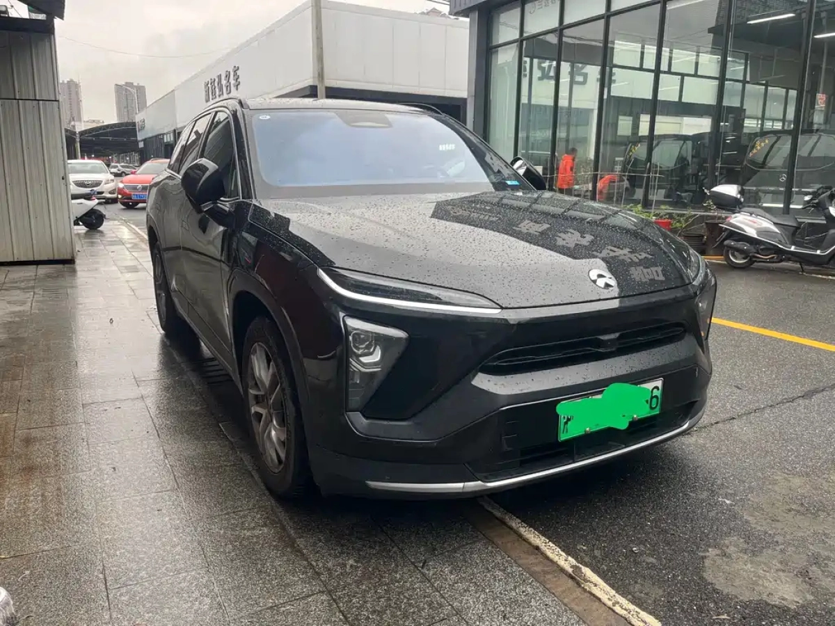 NIO ES6