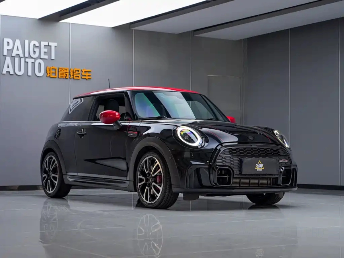 MINI JCW
