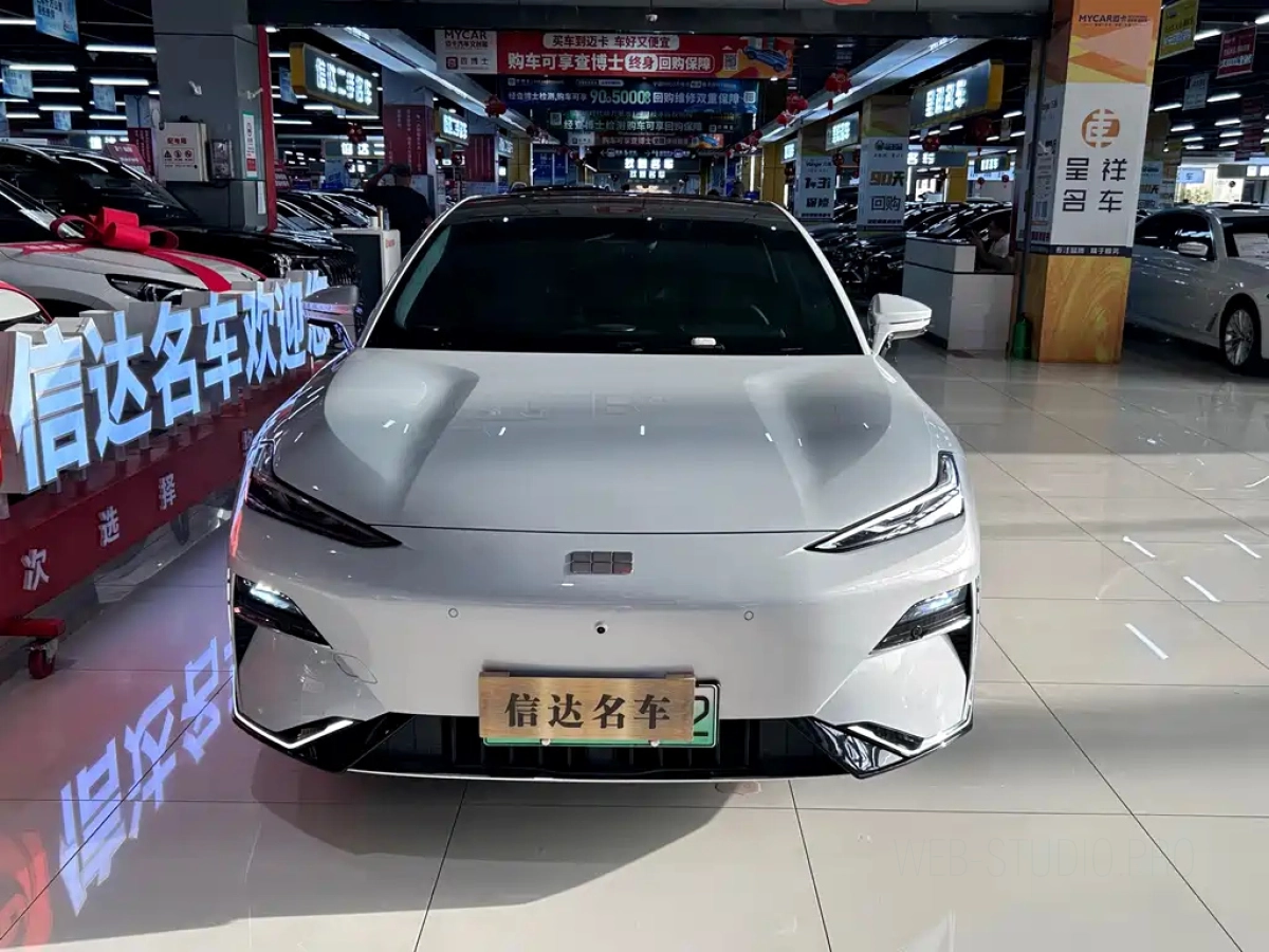 GEELY GALAXY GALAXY E8