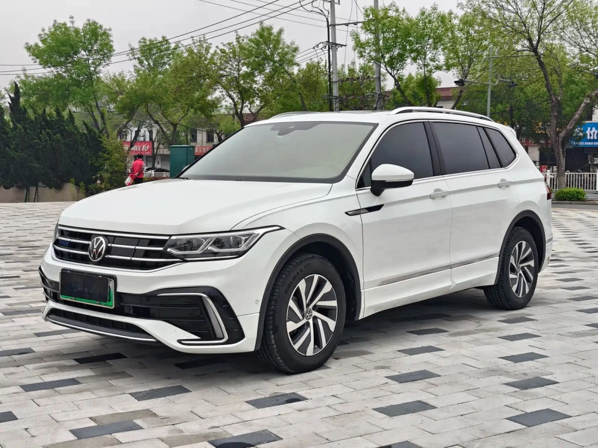 VOLKSWAGEN TIGUAN L NEW ENERGY  2024
